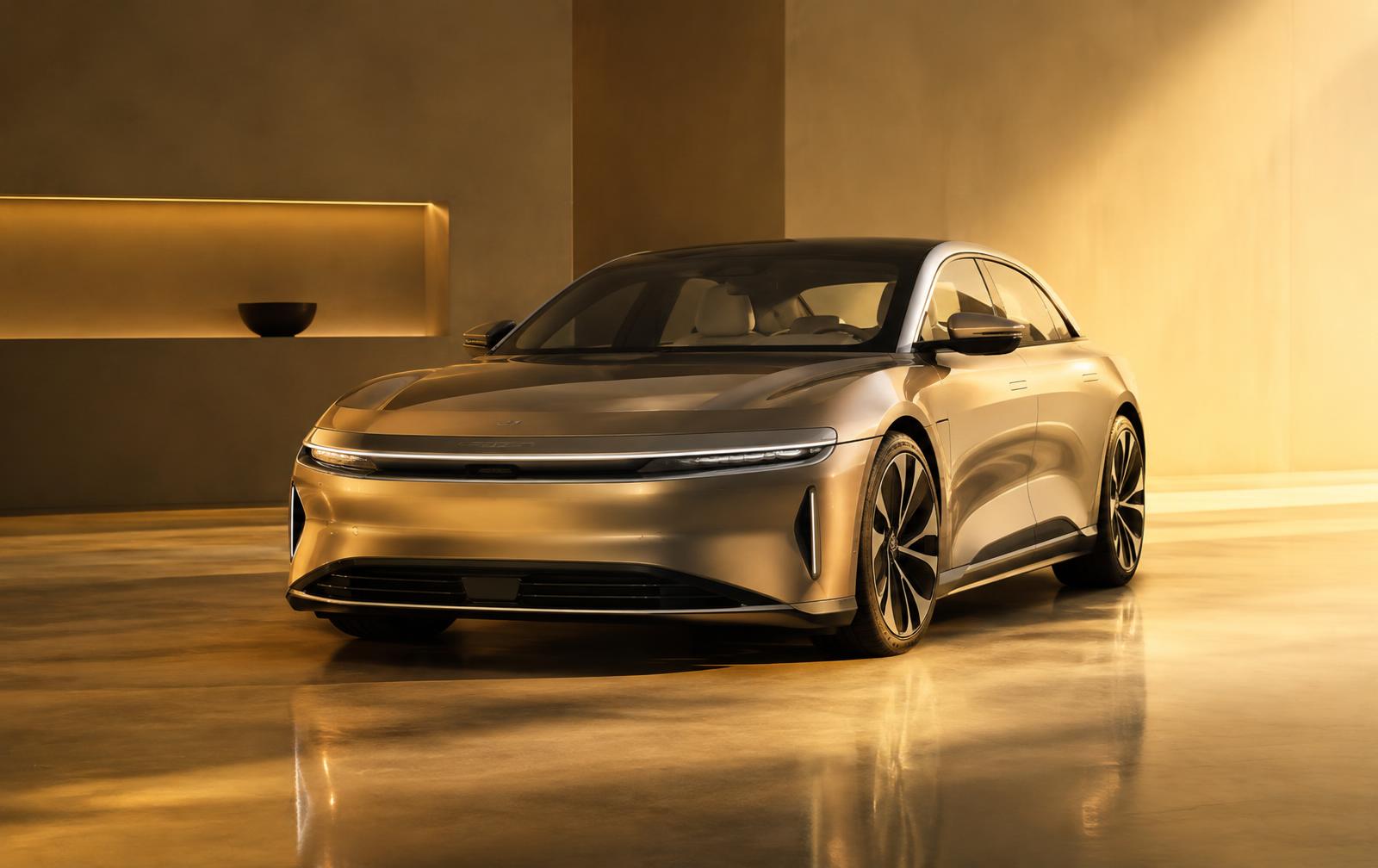 Illustrative image for SHAHRIAR GLOBAL MOTORS LLC — Vehicles, EV & Logistics